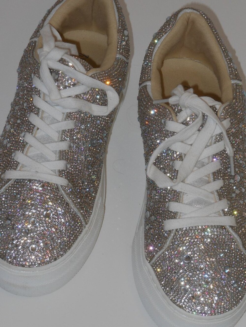 BETSY JOHNSON RHINESTONE LACE-UP SNEAKER STYLE SHOES SIZE 8.5 MEDIUM - Picture 5 of 5